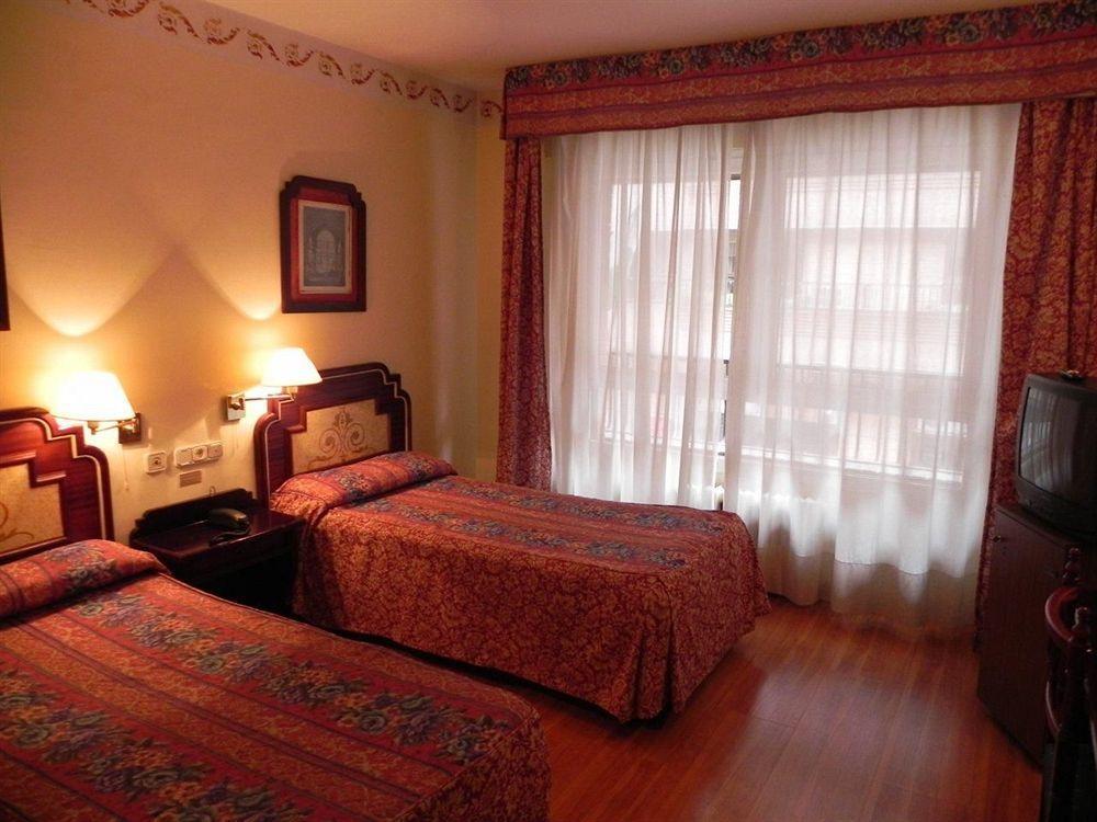 Ana Maria Hotell Granada Exteriör bild
