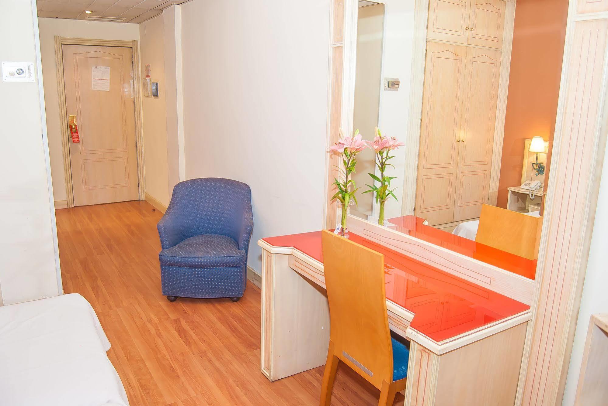Ana Maria Hotell Granada Exteriör bild